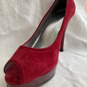 Stuart Weitzman platform stiletto deep red suede peep toe shoes size 8.5